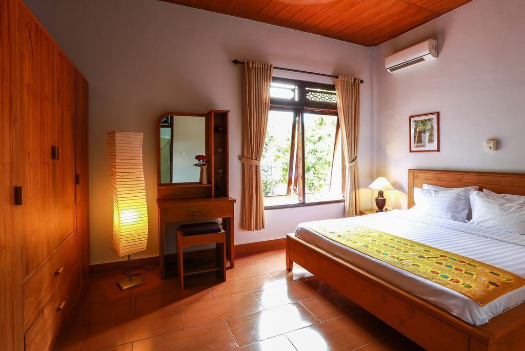 Villa Maryadi Lovina Buitenkant foto