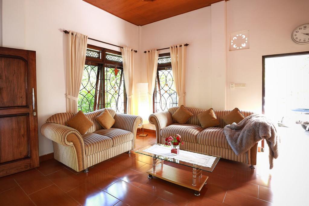 Villa Maryadi Lovina Buitenkant foto
